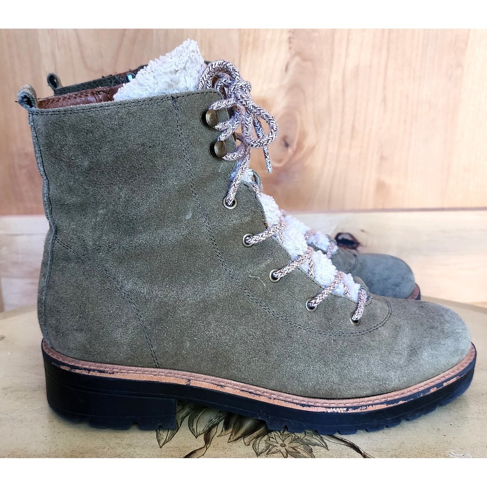 Marc Fisher Size 9.5 M Green Suede Sherpa Lace Up Hiking Boots Granola Girl